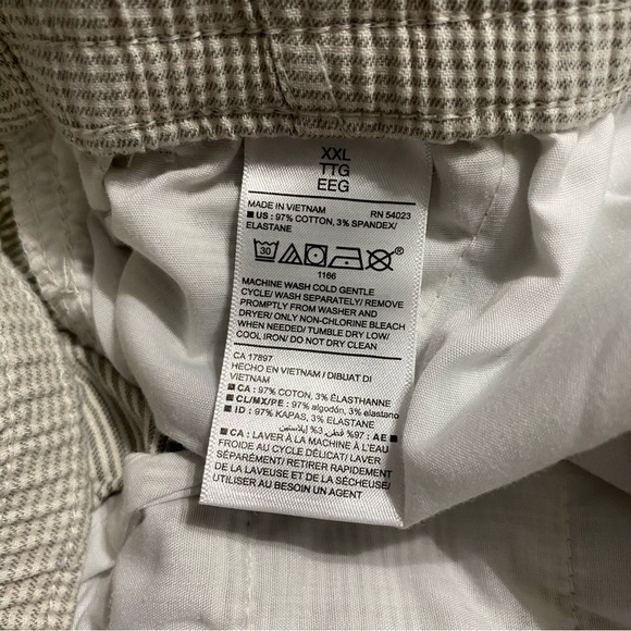 Old Navy Beige White Striped 9 Inch Drawstring Shorts - Picture 5 of 5